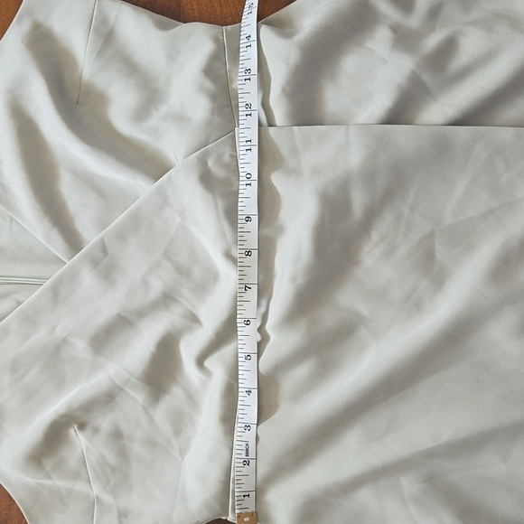 NWT Lulu's Asymmetrical Sage Green Satin Mini Dress Size Medium - Picture 10 of 13